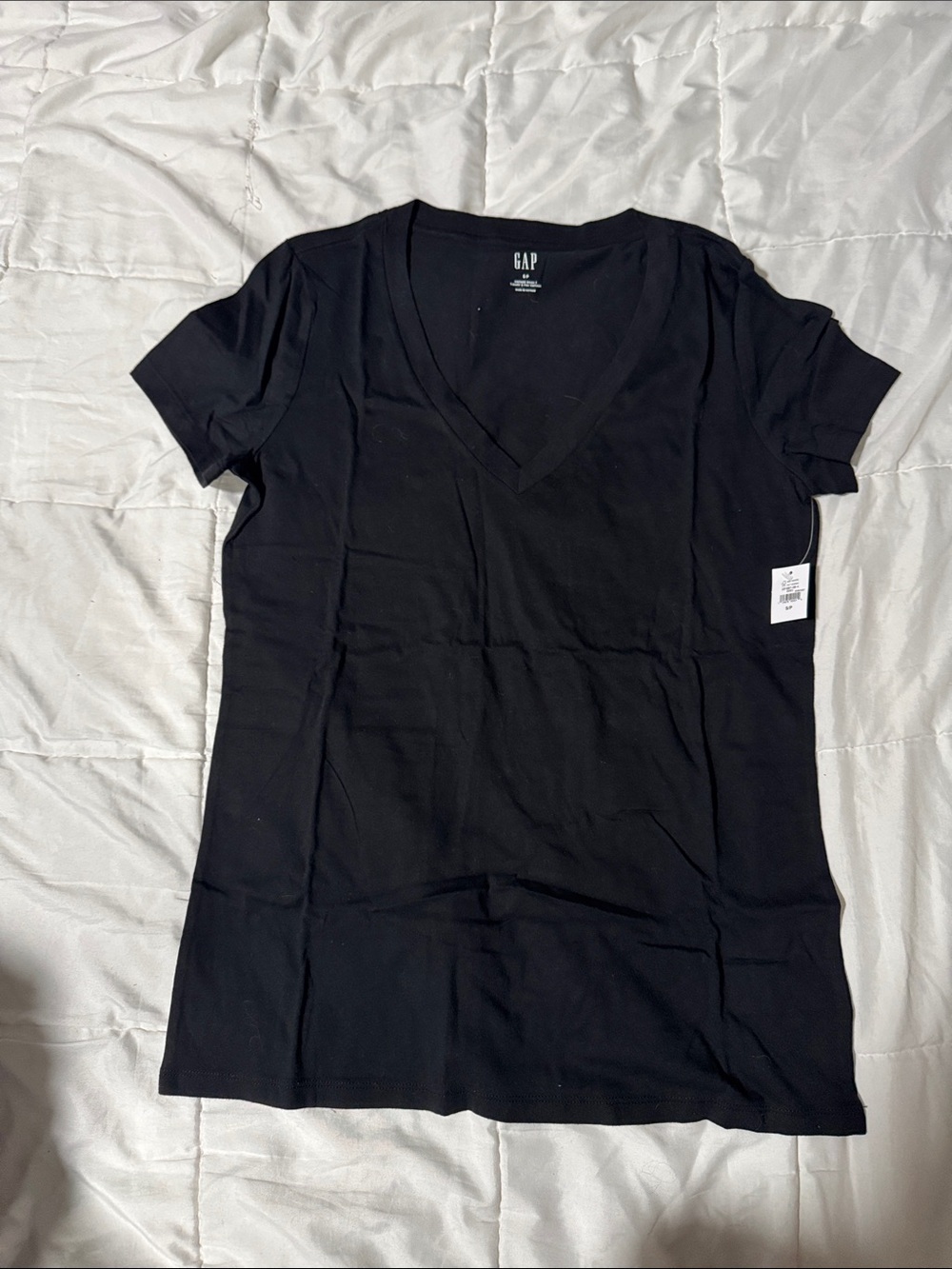 GAP Women's Black V-Neck Short Sleeve Tee